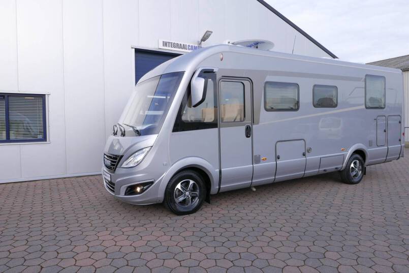 Hymer B-SL 708 SupremeLine Crystal Zilver AUTOMAAT, Queensbed, AL-DE 10