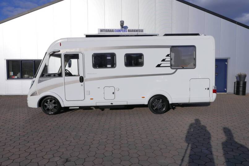 Hymer B 598 PremiumLine Hymer  B 598 PremiumLine  180 pk AUTOMAAT, bovenkastjes, Queensbed, levelsysteem 2