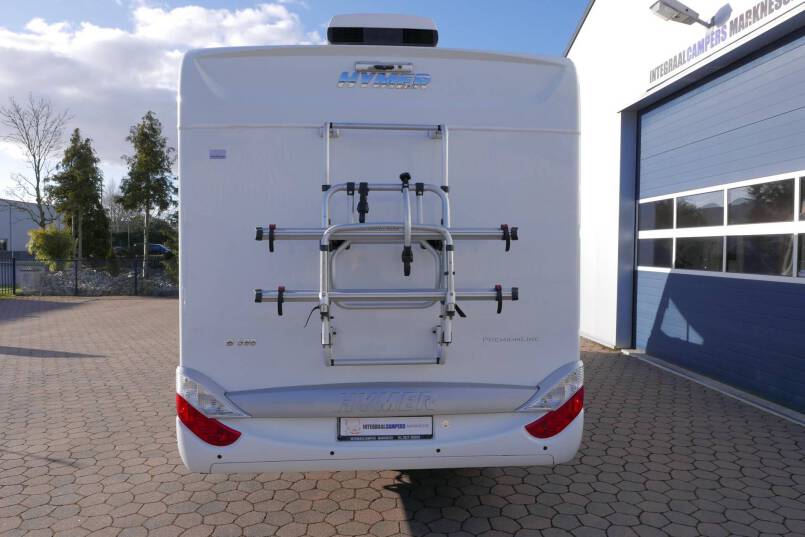 Hymer B 598 PremiumLine Hymer  B 598 PremiumLine  180 pk AUTOMAAT, bovenkastjes, Queensbed, levelsysteem 3
