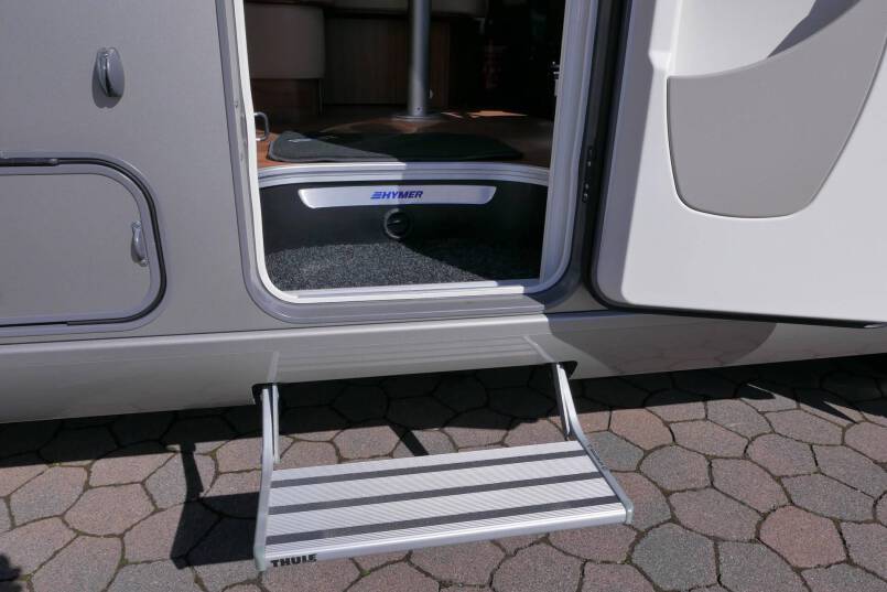 Hymer B 588 DynamicLine 180 pk, AUTOMAAT, Bovenkastjes, levelsysteem, 4.750 km 16