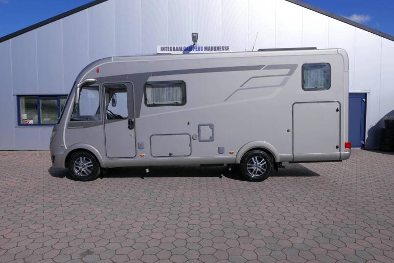 Hymer B 588 DynamicLine 180 pk, AUTOMAAT, Bovenkastjes, levelsysteem, 4.750 km 2