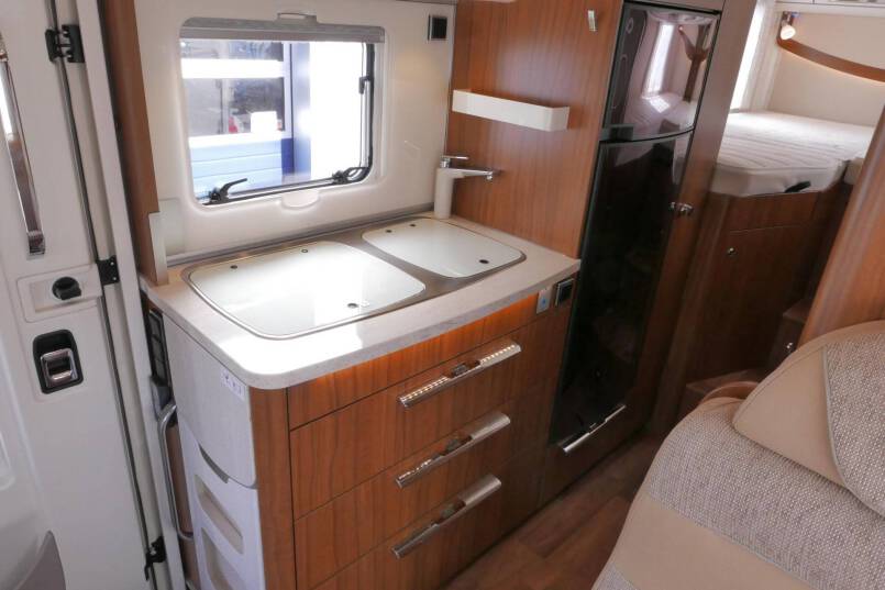 Hymer B 588 DynamicLine 180 pk, AUTOMAAT, Bovenkastjes, levelsysteem, 4.750 km 34
