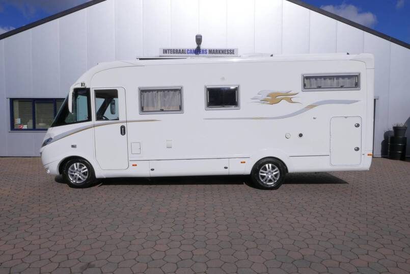 Laika kreos 7009 3.0 177 PK, enkele bedden, vol optie 2