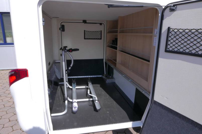 Hymer BMC-I 680 Hymer  BMC-I 680 9G AUTOMAAT 177PK, LEVELSYSTEEM, Mercedes Benz 9