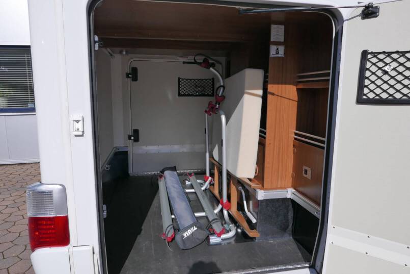 Hymer ML-T 580 AUTOMAAT Mercedes-Benz, enkele bedden 10