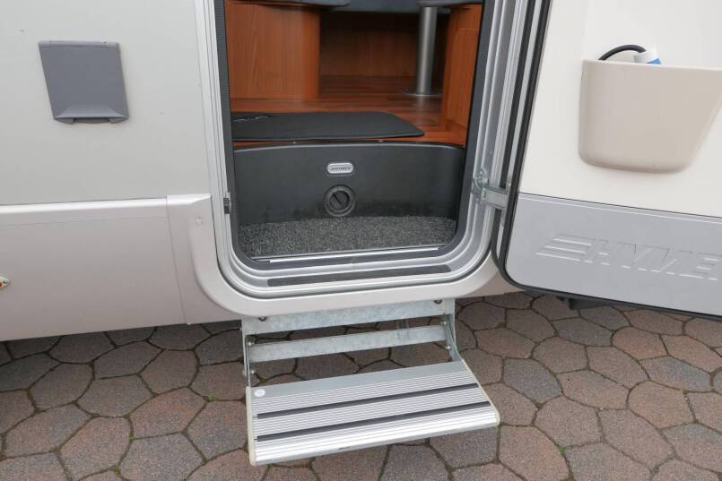 Hymer B 614 SL Star Edition champagne, 3.0 157 pk, lange uitvoering 13