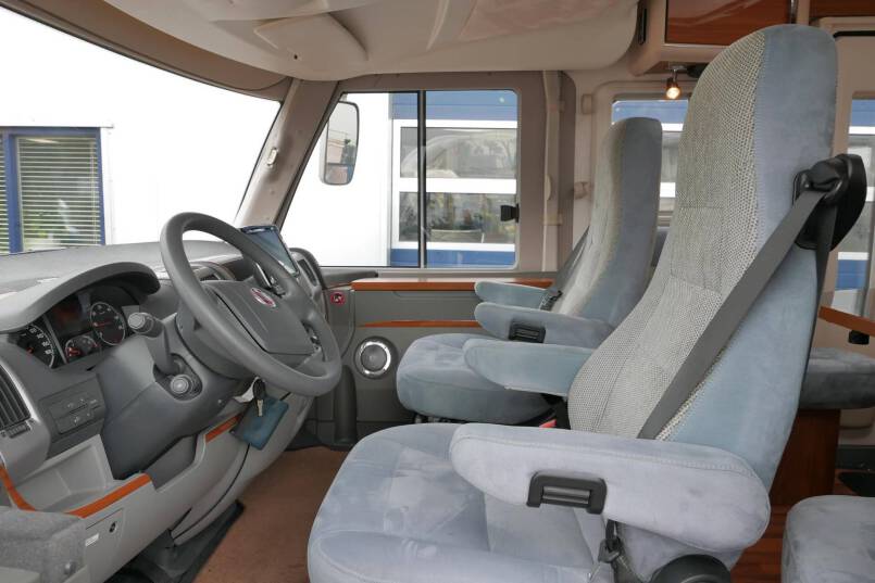 Hymer B 614 SL Star Edition champagne, 3.0 157 pk, lange uitvoering 16