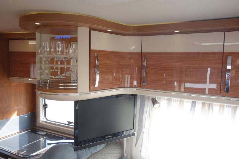 Hymer B 614 SL Star Edition champagne, 3.0 157 pk, lange uitvoering 25
