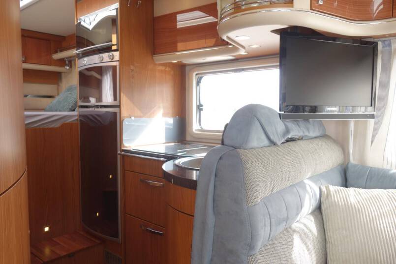 Hymer B 614 SL Star Edition champagne, 3.0 157 pk, lange uitvoering 27