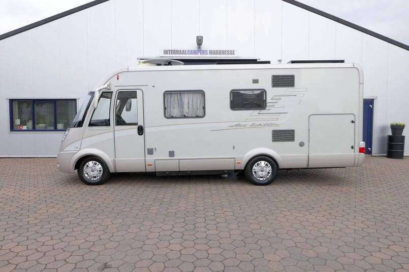Hymer B 614 SL Star Edition champagne, 3.0 157 pk, lange uitvoering 2