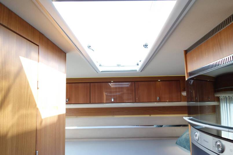 Hymer B 614 SL Star Edition champagne, 3.0 157 pk, lange uitvoering 32