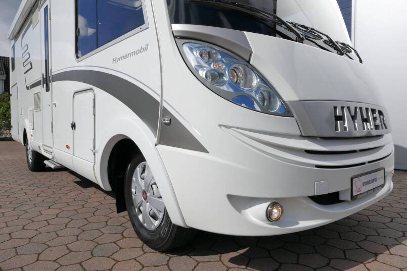 Hymer B 678 Hymer  B 678  AUTOMAAT 3.0 177pk, LEVELSYSTEEM, enkele bedden 7