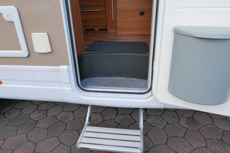 Dethleffs Esprit T 6810 150 PK, AL-KO MAXI, enkele bedden 15