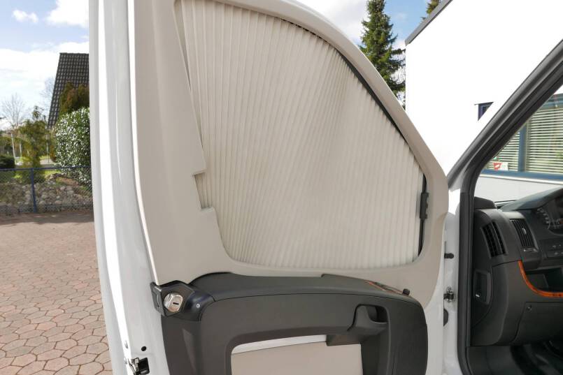 Dethleffs Esprit T 6810 150 PK, AL-KO MAXI, enkele bedden 17