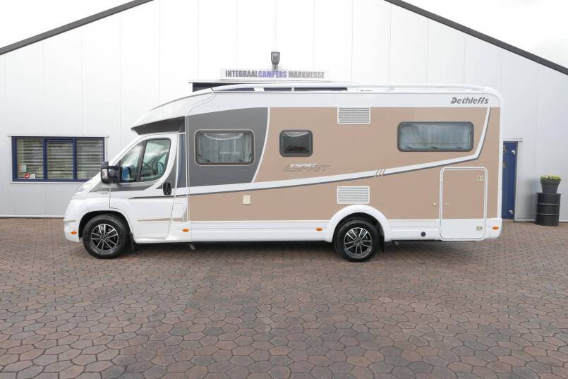 Dethleffs Esprit T 6810 150 PK, AL-KO MAXI, enkele bedden 2