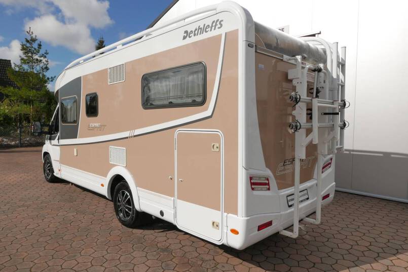Dethleffs Esprit T 6810 150 PK, AL-KO MAXI, enkele bedden 5