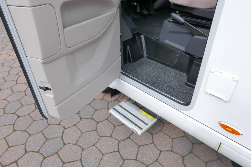 Hymer B 578 3.0 AUTOMAAT, 158 pk, 2 aparte bedden 14