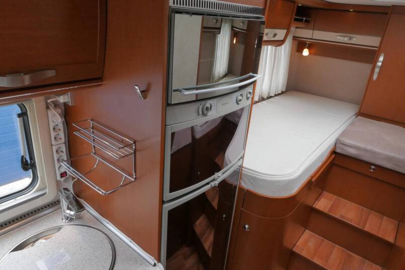 Hymer B 578 3.0 AUTOMAAT, 158 pk, 2 aparte bedden 27