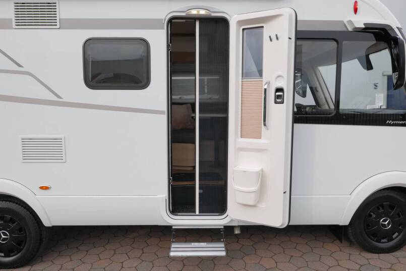 Hymer BMC-I 580 Hymer  BMC-I 580 9G AUTOMAAT 177 pk, 418 Mercedes AL-KO, 2021 14