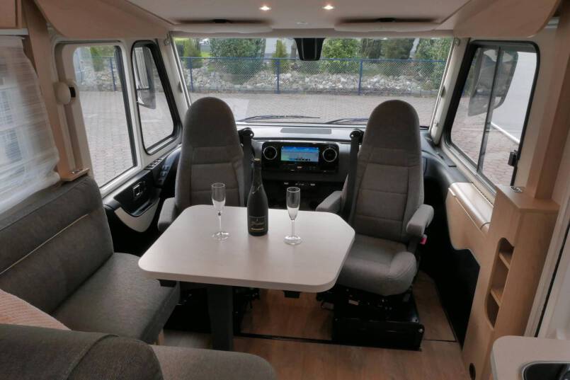 Hymer BMC-I 580 Hymer  BMC-I 580 9G AUTOMAAT 177 pk, 418 Mercedes AL-KO, 2021 20