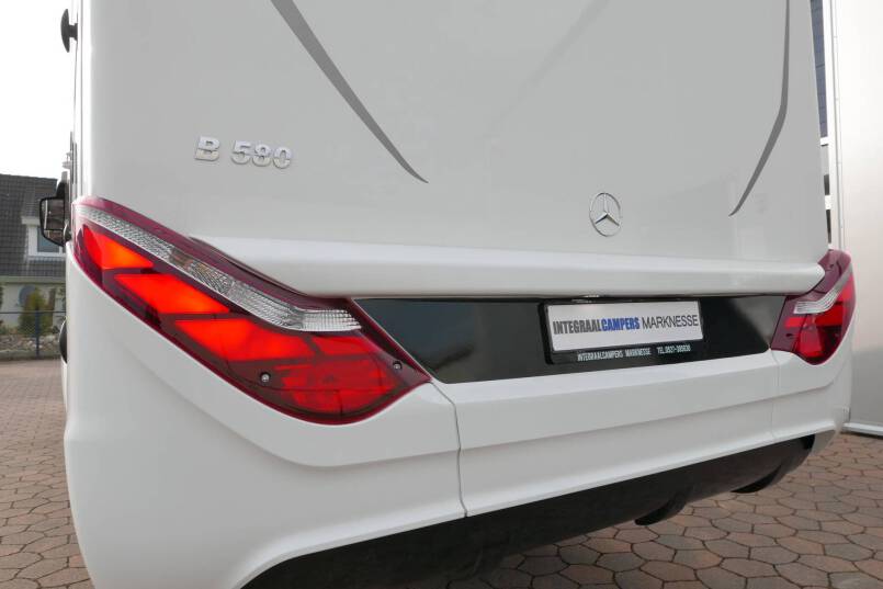 Hymer BMC-I 580 Hymer  BMC-I 580 9G AUTOMAAT 177 pk, 418 Mercedes AL-KO, 2021 8
