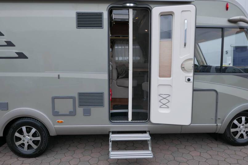 Hymer B 594 PremiumLine Bedrijf 16