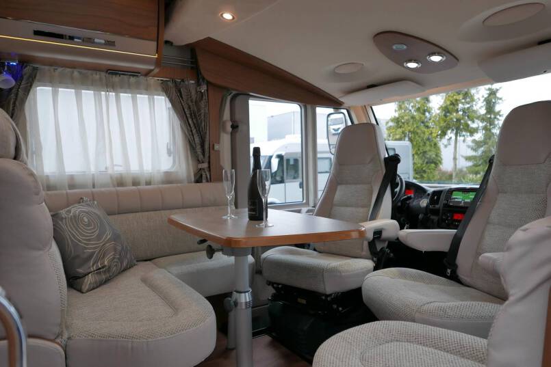 Hymer B 594 PremiumLine Bedrijf 26