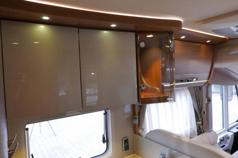 Hymer B 594 PremiumLine Bedrijf 35