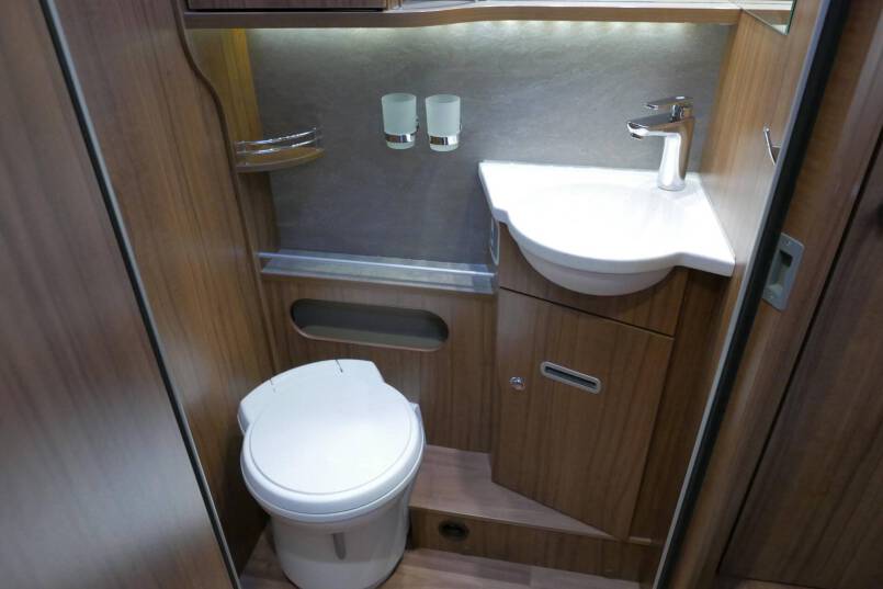 Hymer B 594 PremiumLine Bedrijf 44