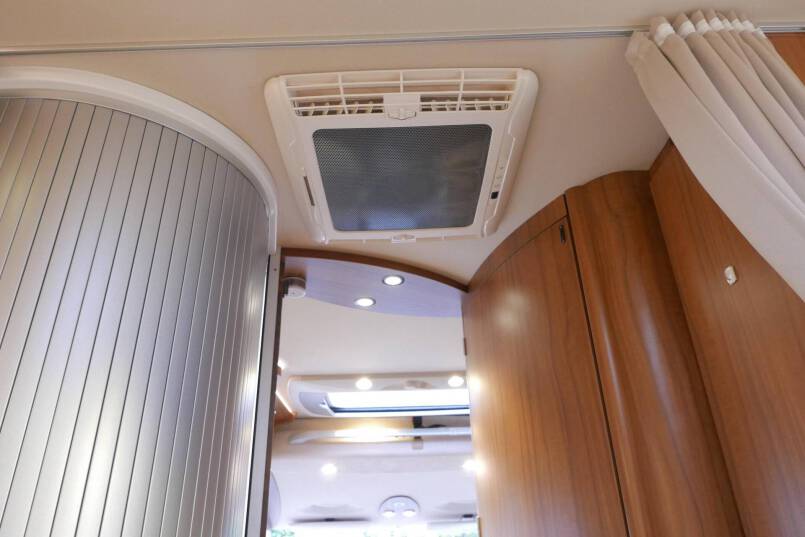 Hymer B 594 PremiumLine Bedrijf 45