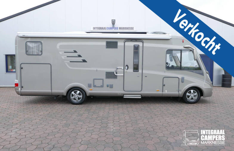 Hymer  B 704  PremiumLine 3.0 AUTOMAAT, bovenkastjes, levelsysteem, AL-DE verwarming