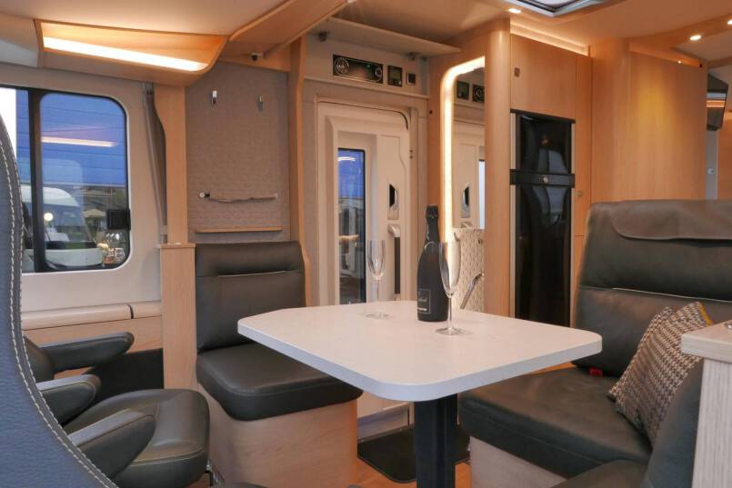 Hymer B-ML 790 MasterLine Hymer  B-ML 790 MasterLine Queensbed, Mercedes-Benz, 2020 29