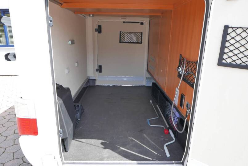 Hymer T 588 SL 180 PK AUTOMAAT, AL-KO Maxi chassis, Alde verwarming 9