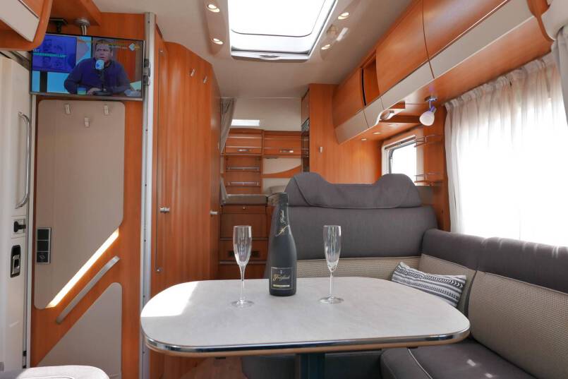 Hymer T 588 SL 180 PK AUTOMAAT, AL-KO Maxi chassis, Alde verwarming 23