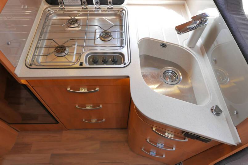 Hymer T 588 SL 180 PK AUTOMAAT, AL-KO Maxi chassis, Alde verwarming 27