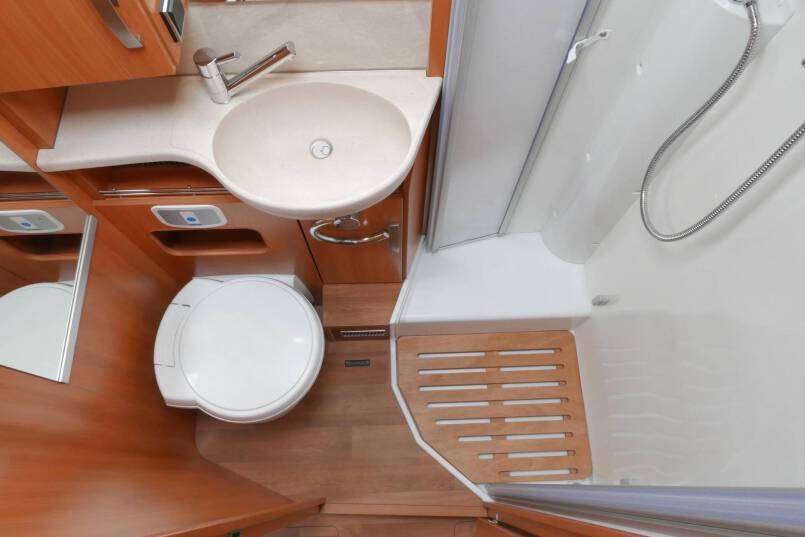 Hymer T 588 SL 180 PK AUTOMAAT, AL-KO Maxi chassis, Alde verwarming 33