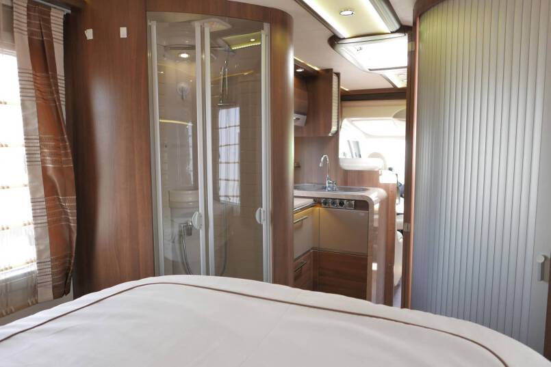 Burstner I 730 Elegance 3.0 AUTOMAAT, queensbed, vol optie 39