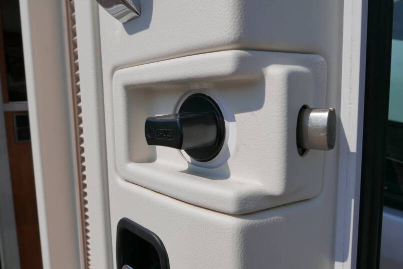 Hymer ML-T 580 Hymer  ML-T 580 AUTOMAAT Mercedes-Benz, enkele bedden, luchtvering 15