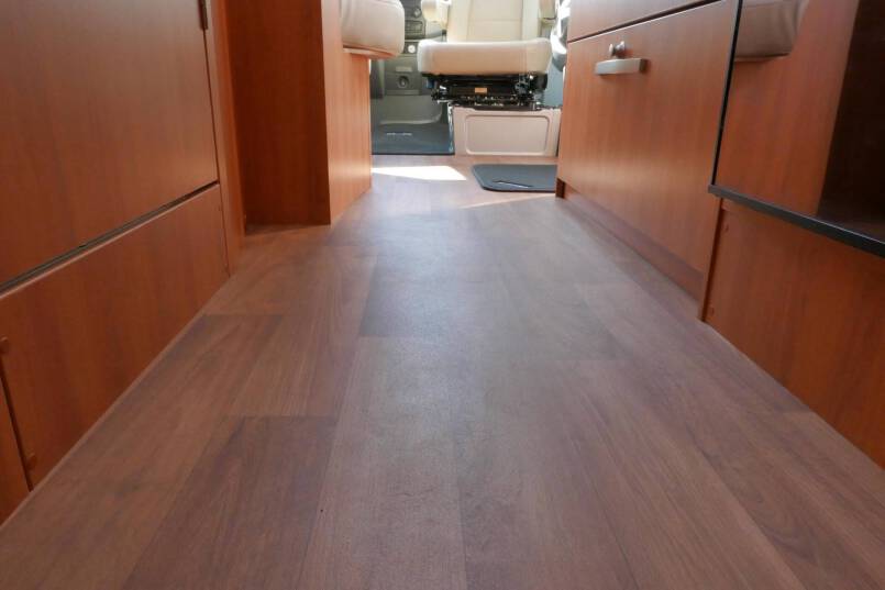 Hymer ML-T 580 Hymer  ML-T 580 AUTOMAAT Mercedes-Benz, enkele bedden, luchtvering 38