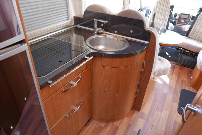 Hymer B 524 SL Star Edition  3.0 AUTOMAAT, Champagne, vol optie 26