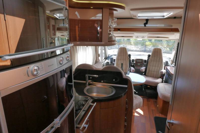 Hymer B 524 SL Star Edition  3.0 AUTOMAAT, Champagne, vol optie 32
