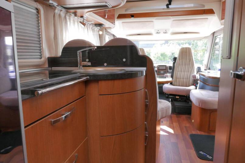 Hymer B 524 SL Star Edition  3.0 AUTOMAAT, Champagne, vol optie 35