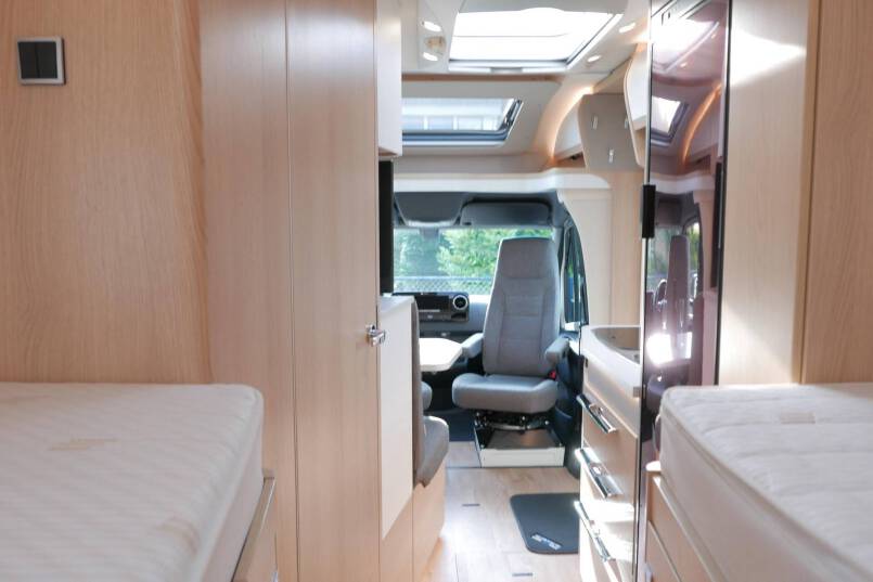 Hymer BMC-T 580 9G AUTOMAAT 177 pk, Mercedes AL-KO 33