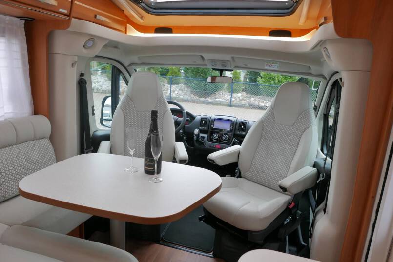 Hymer Exsis T 474 AUTOMAAT, lengte bedden, 6.50 m 26
