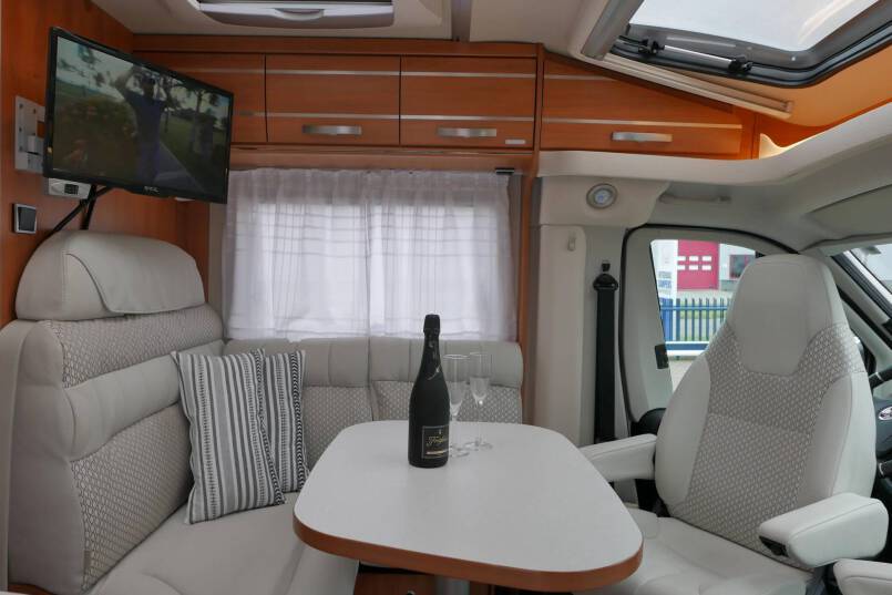 Hymer Exsis T 474 AUTOMAAT, lengte bedden, 6.50 m 28