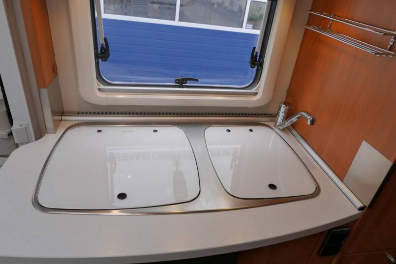 Hymer Exsis T 474 AUTOMAAT, lengte bedden, 6.50 m 32