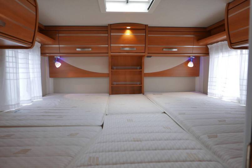 Hymer Exsis T 474 AUTOMAAT, lengte bedden, 6.50 m 36