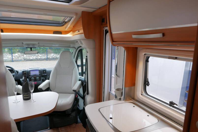 Hymer Exsis T 474 AUTOMAAT, lengte bedden, 6.50 m 44