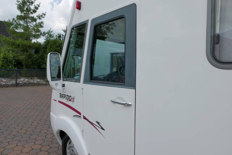 Rapido 9083 DF 3.0 AUTOMAAT, grote garage 15
