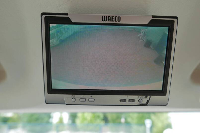 Rapido 9083 DF 3.0 AUTOMAAT, grote garage 18